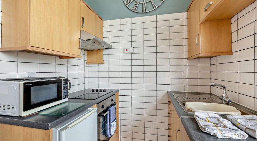 Photo of 1 Bed in Teignmouth