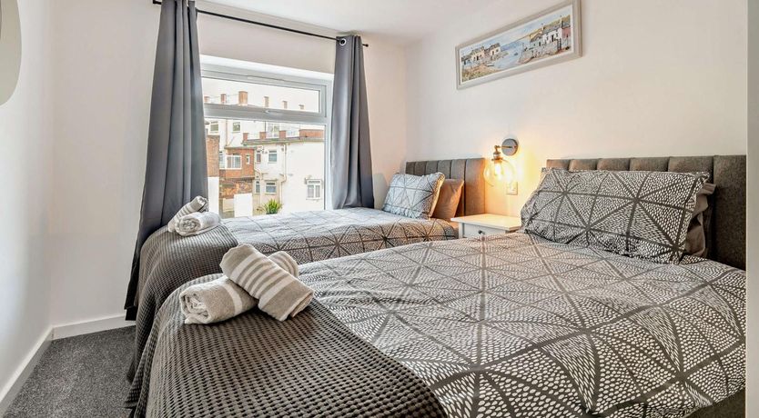 Photo of 3 Bed in Bridlington