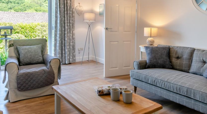 Photo of 3 Bed in Tenby