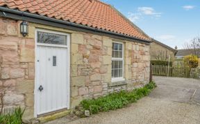 Photo of 3 Bed in North Sunderland