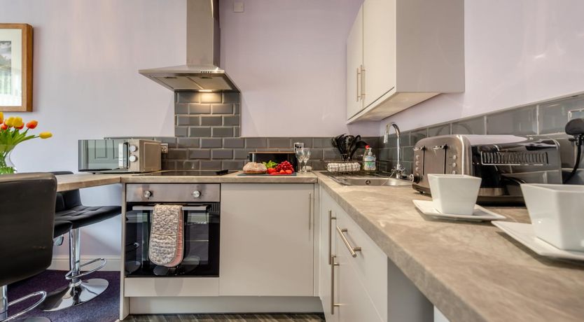 Photo of 2 Bed in Tenby
