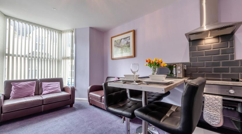 Photo of 2 Bed in Tenby