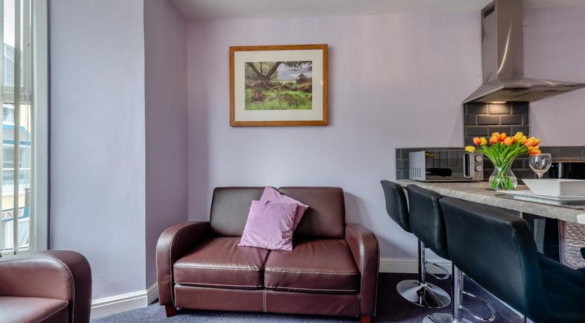 Photo of 2 Bed in Tenby