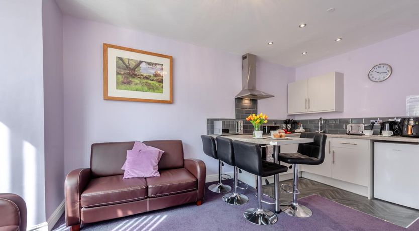 Photo of 2 Bed in Tenby