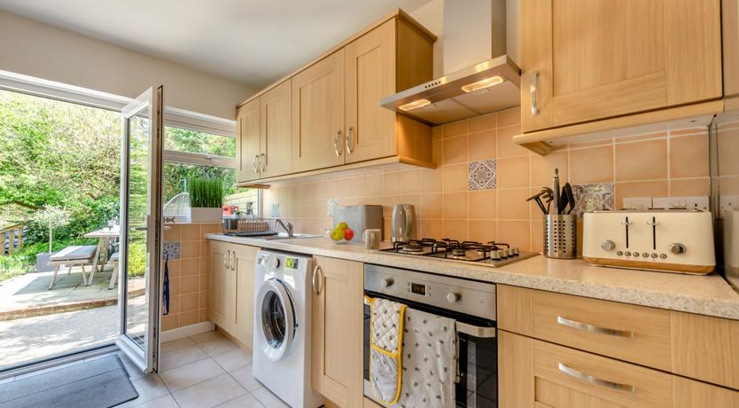 Photo of 2 Bed in Broad Haven