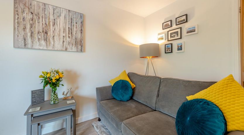 Photo of 2 Bed in Broad Haven