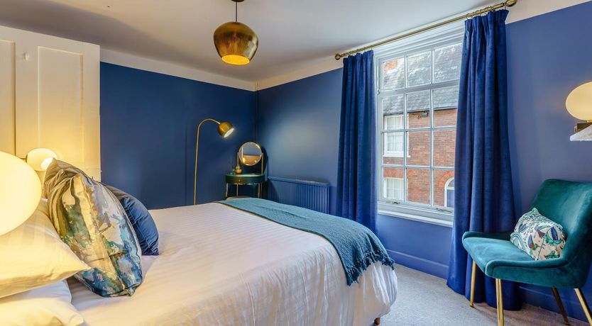 Photo of 3 Bed in Canterbury