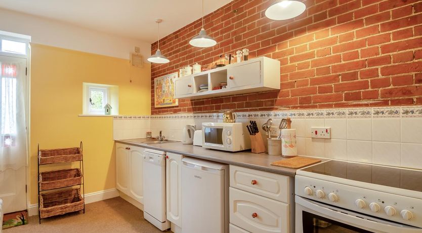 Photo of 1 Bed in Briston