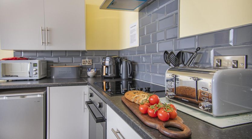 Photo of 2 Bed in Tenby