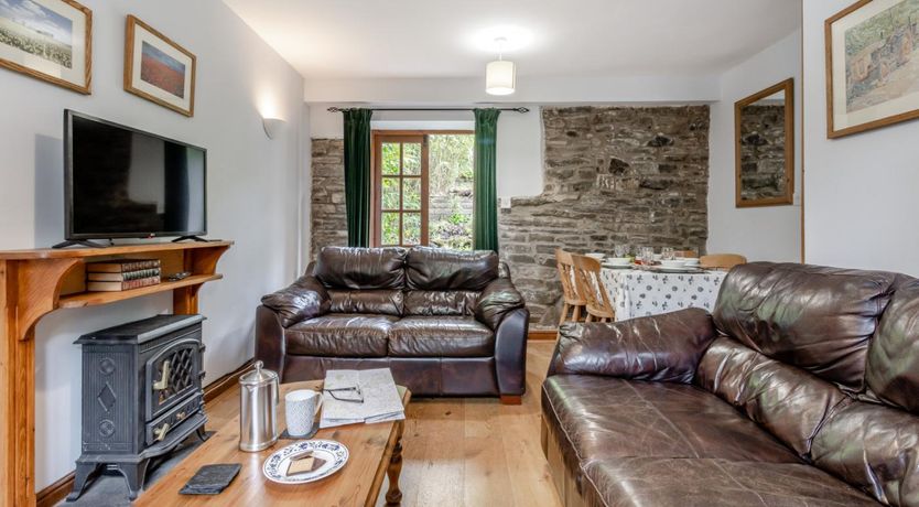 Photo of 3 Bed in Knighton