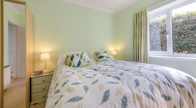 Photo of 2 Bed in Bishopston