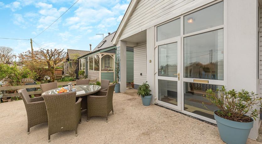 Photo of 2 Bed in Bishopston