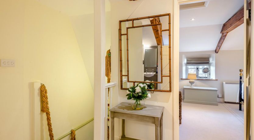 Photo of 2 Bed in Langham