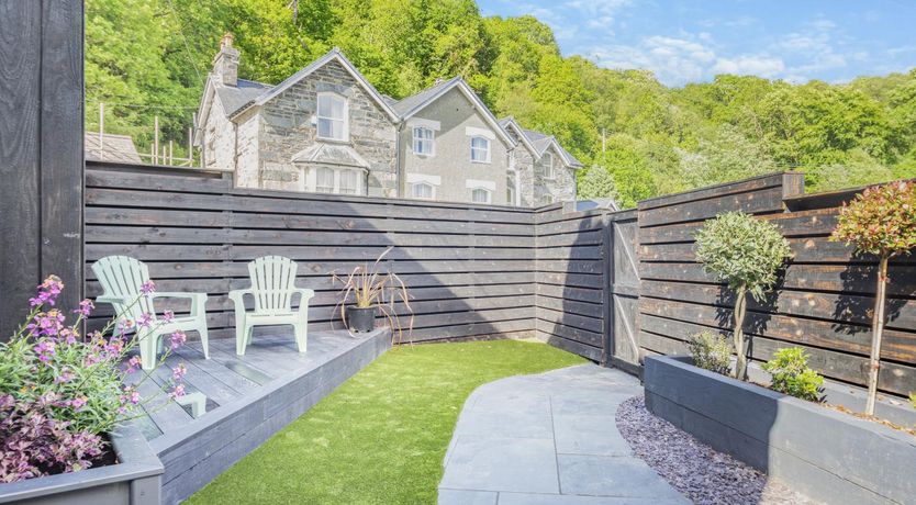 Photo of 3 Bed in Capel Curig
