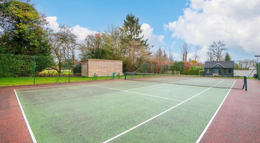 Photo of 7 Bed in Petham