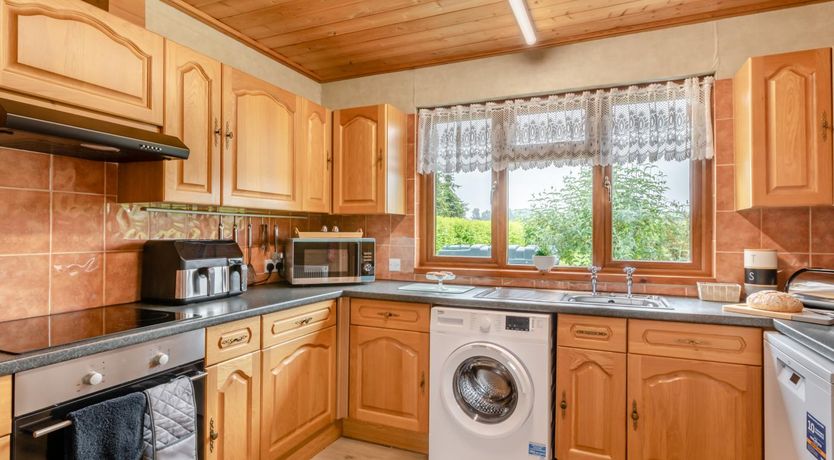 Photo of 2 Bed in Somerton