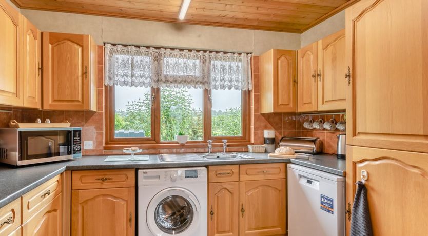 Photo of 2 Bed in Somerton