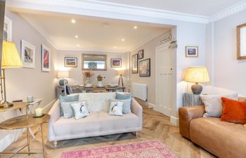 4 Bed in Mumbles Holiday Home