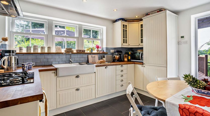 Photo of 2 Bed in Blackmill