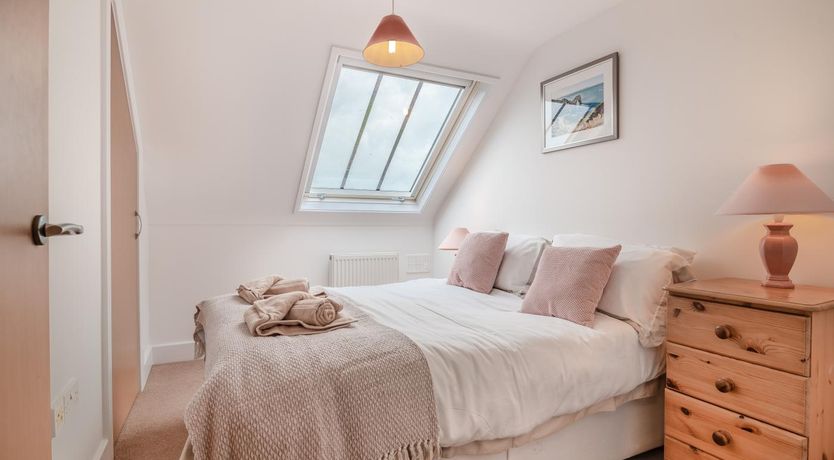 Photo of 2 Bed in West Bay