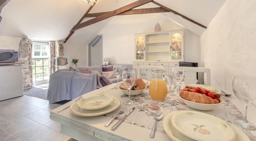 Photo of 2 Bed in Trewoon