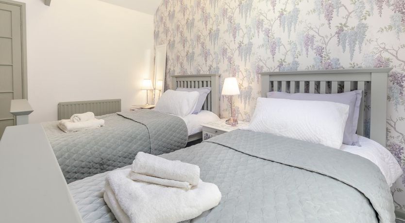 Photo of 2 Bed in Trewoon