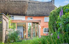 Photo of 2-bed-in-frogmore