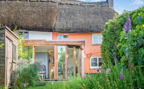 Photo of 2 Bed in Frogmore