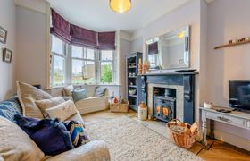 Photo of 2-bed-in-rye-4