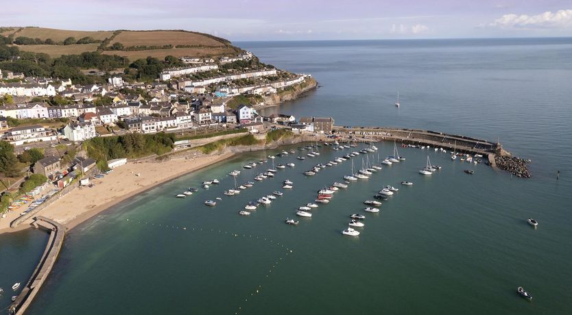 Photo of 4 Bed in New Quay