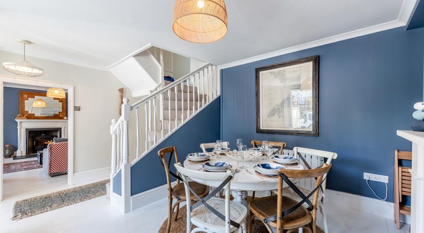Photo of 4 Bed in New Quay