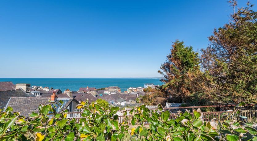 Photo of 4 Bed in New Quay