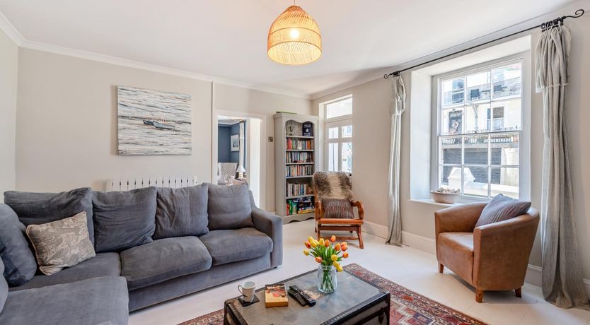 Photo of 4 Bed in New Quay