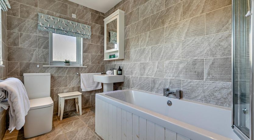 Photo of 3 Bed in St. Levan