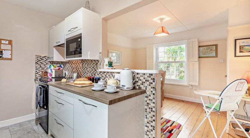Photo of 3 Bed in St. Levan