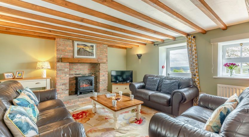 Photo of 4 Bed in Easington