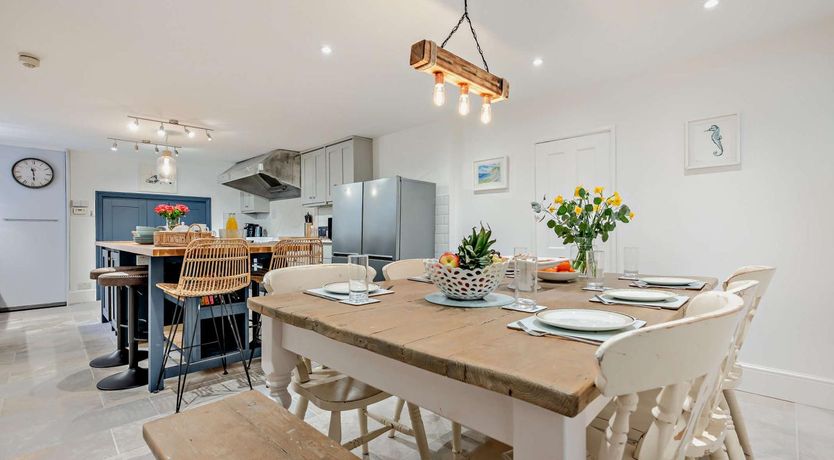 Photo of 7 Bed in St. Agnes