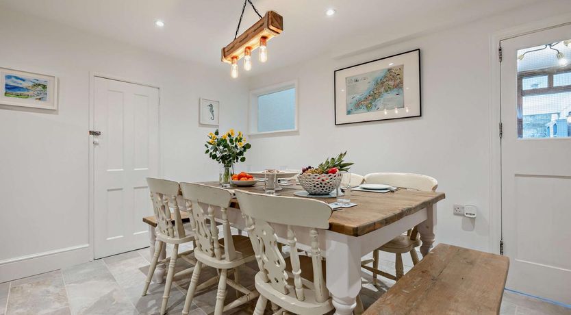 Photo of 7 Bed in St. Agnes