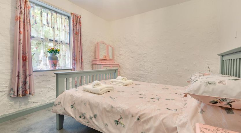 Photo of 1 Bed in Trewoon