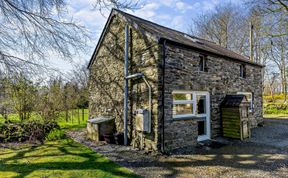 Photo of 2 Bed in Cross Inn