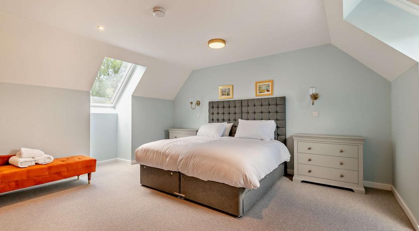 Photo of 3 Bed in Chapmanslade