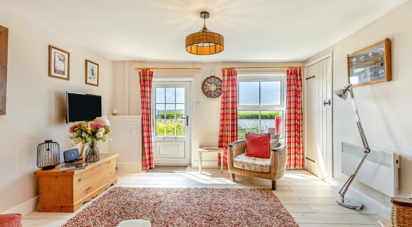 Photo of 2 Bed in Reedham
