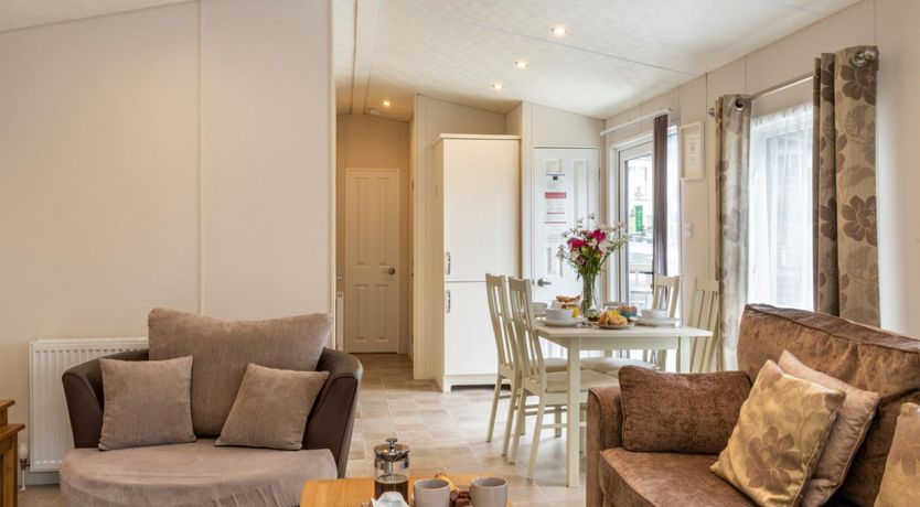 Photo of 2 Bed in Gilfachrheda