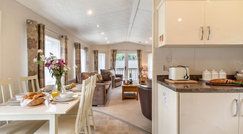 Photo of 2 Bed in Gilfachrheda