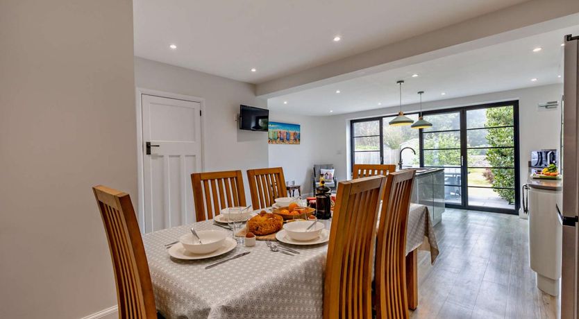 Photo of 3 Bed in Overstrand