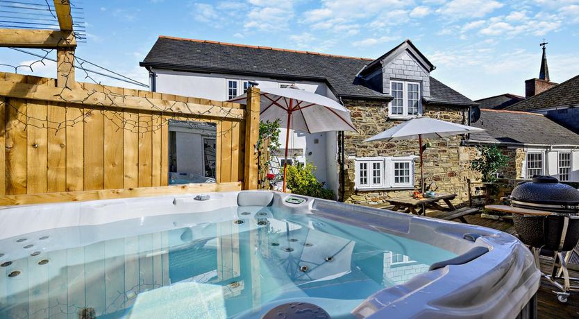 Photo of 9 Bed in St. Agnes