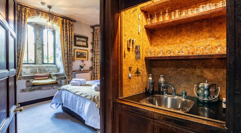 Photo of 6 Bed in Tollard Royal