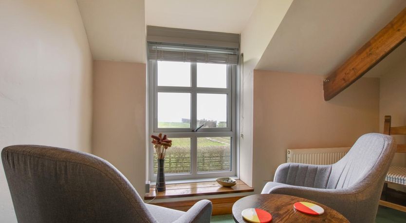 Photo of 2 Bed in Port Mulgrave