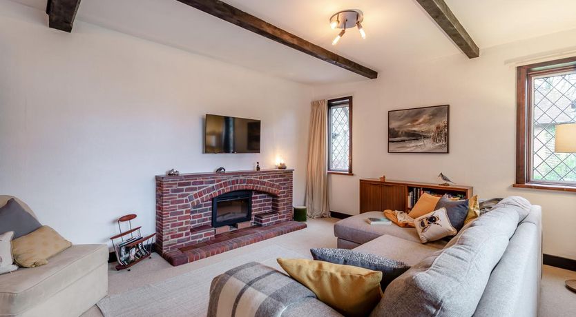 Photo of 2 Bed in Charing