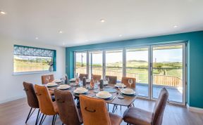 Photo of 5 Bed in Aberdaron